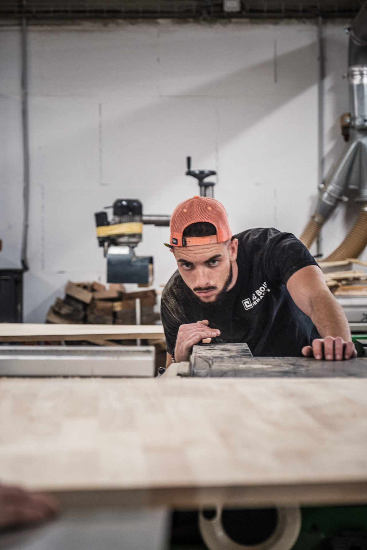 Menuiserie à Plan-de-Cuques : fabrication et pose de menuiseries intérieures et extérieures sur-mesure