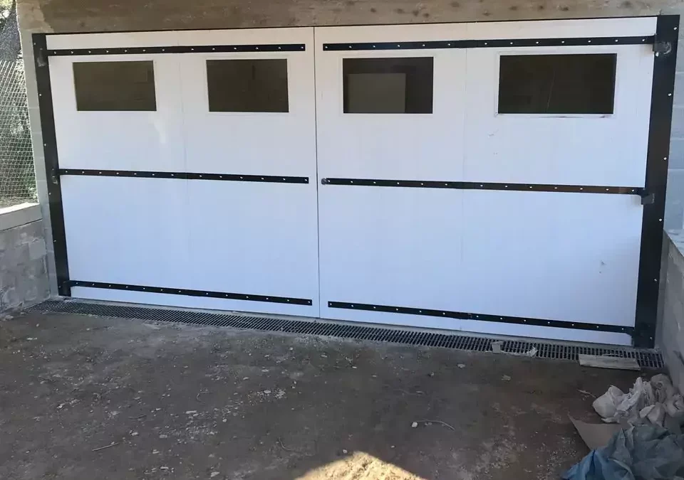 Porte de garage à Marseille : une porte de garage sur mesure qui s’adapte à vos besoins